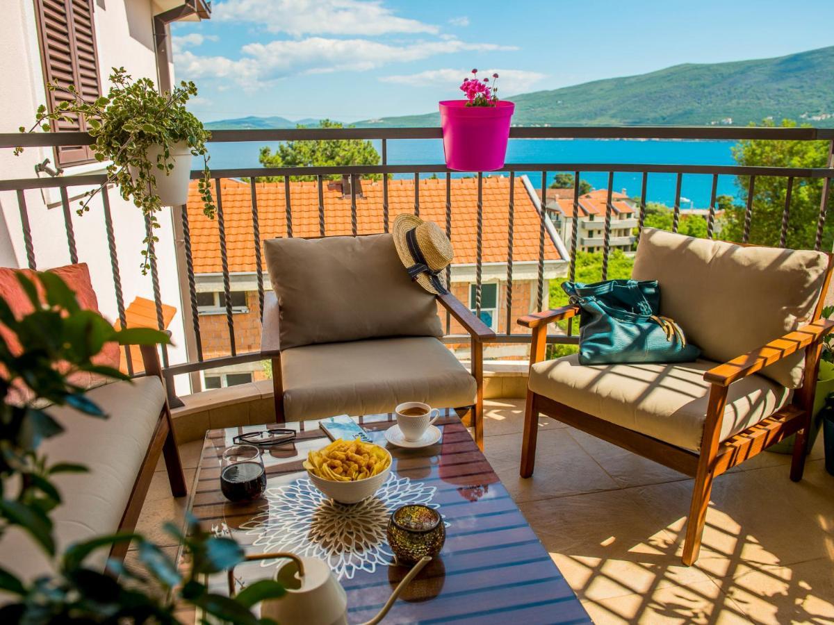 Cicciobello Lux Apartment Baosici With Stunning Sea View エクステリア 写真